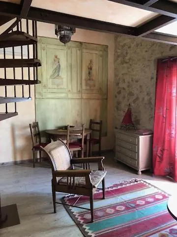 Mas De Costebelle Bed and Breakfast Bollène Frankrijk